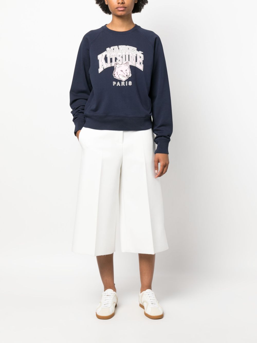 23FW 메종키츠네 / 여성 캠퍼스 폭스 스웻셔츠 네이비 LW00301KM0001 P480 STK - MAISON KITSUNE