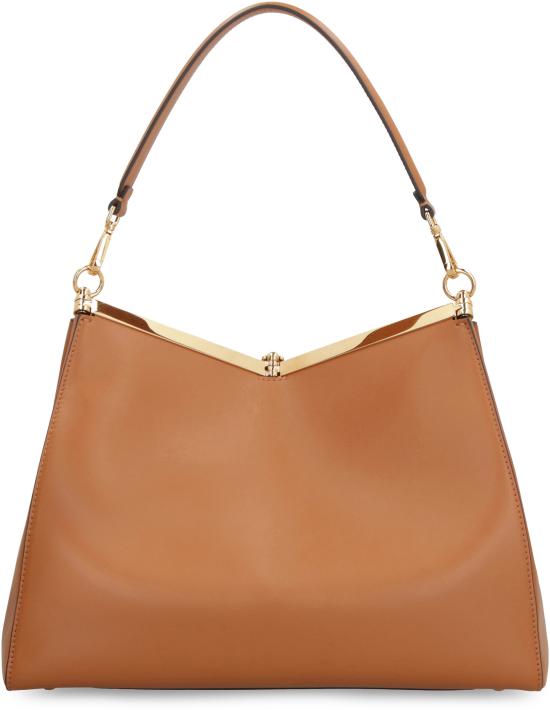 1P0262192 152 Saddle Brown