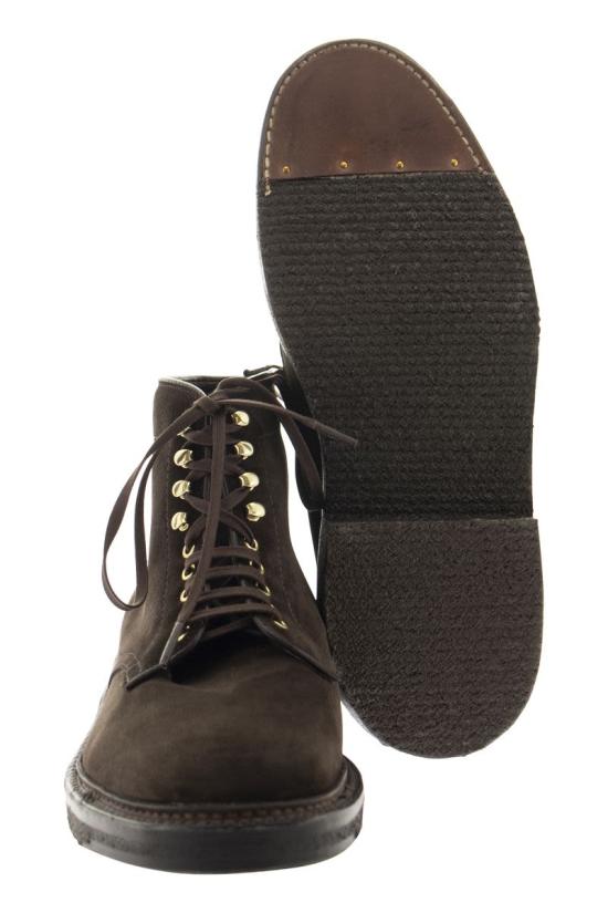 M1801H BROWN