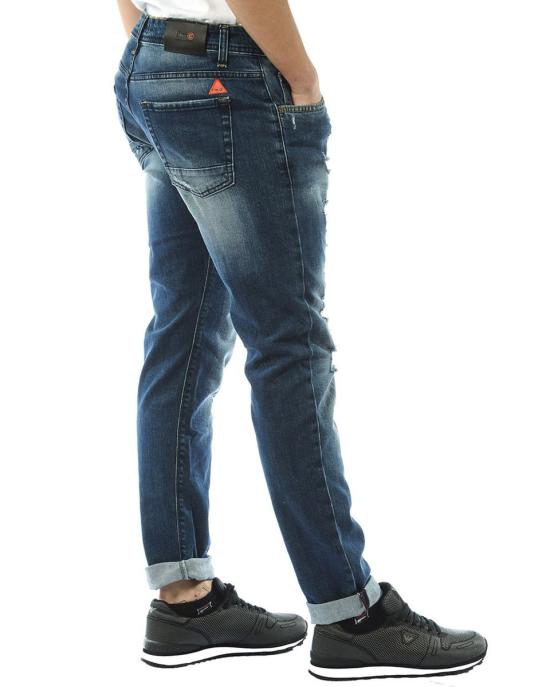 TOMDENIMSCURO