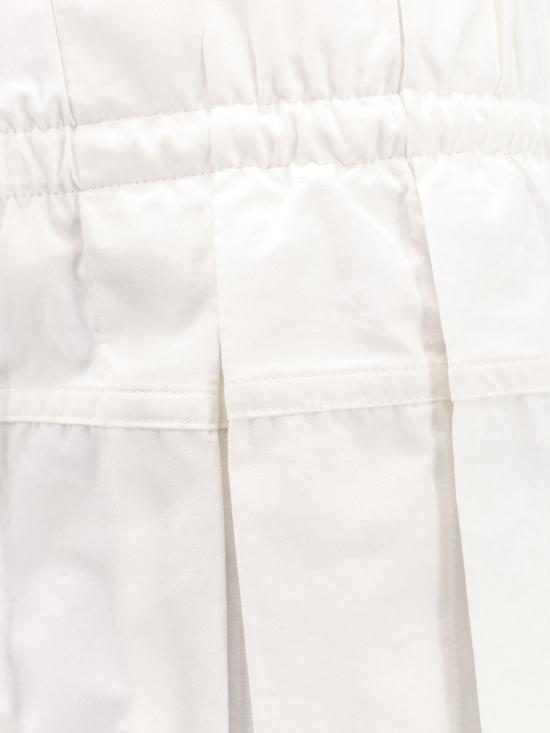 J02KA0221J45202 100 White