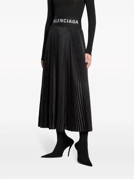 790581TQO30 1000 BLACK