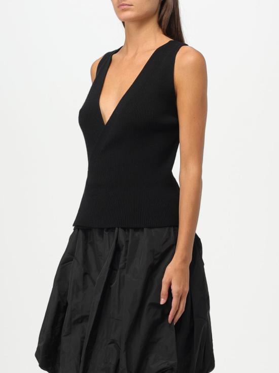 KN1538040 999B Black