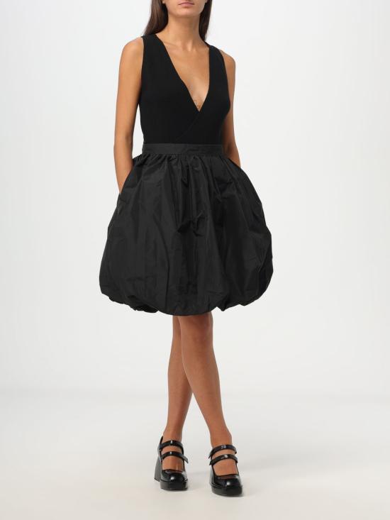 KN1538040 999B Black