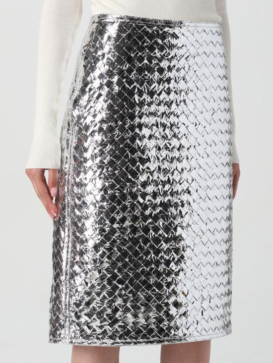 754610V39N0 8101 Silver