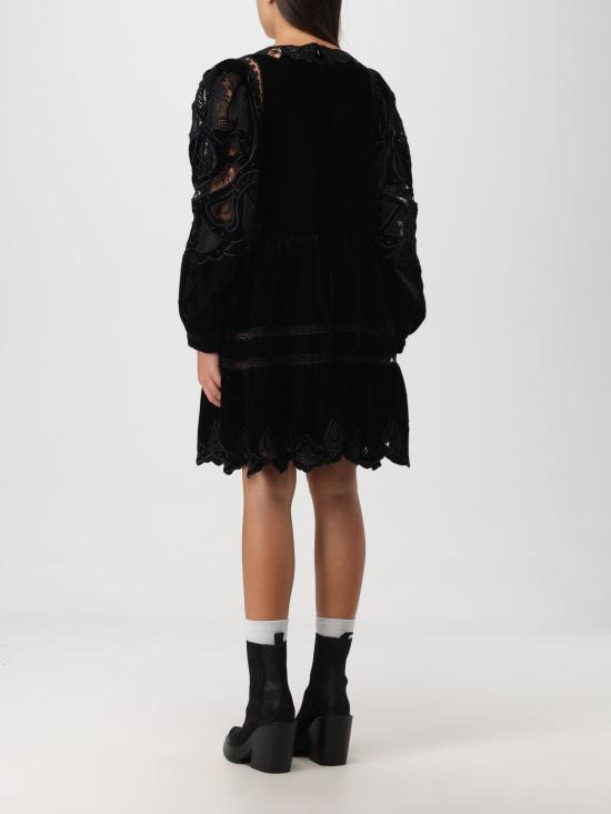 AW23 090 BLACK