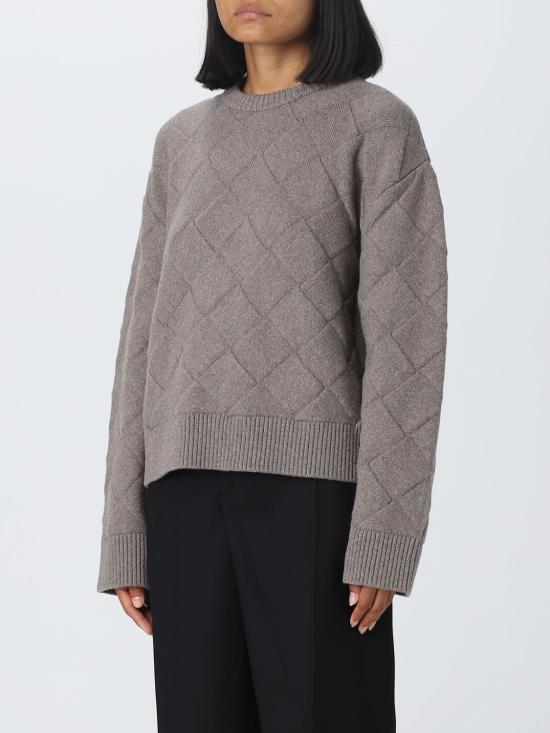 753728V36Y0 1540 Dove Grey
