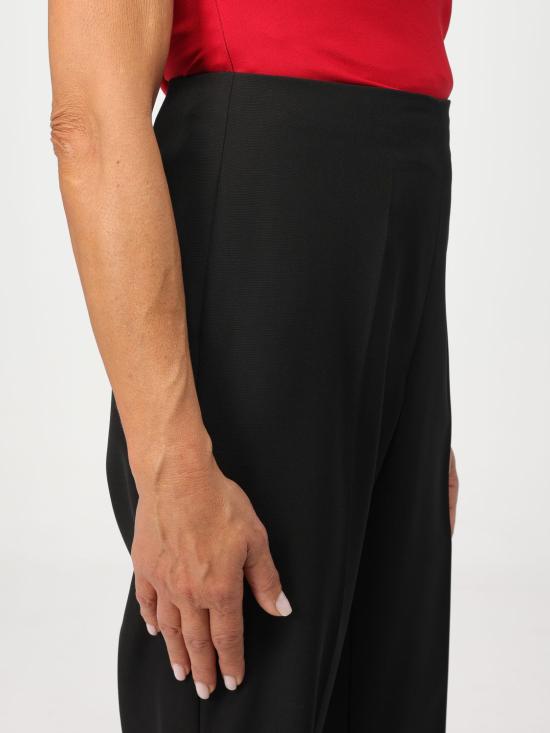 763757 007 Black