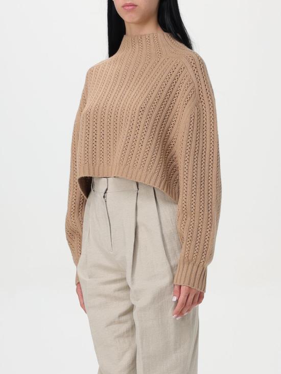 2421366021600 004 Camel