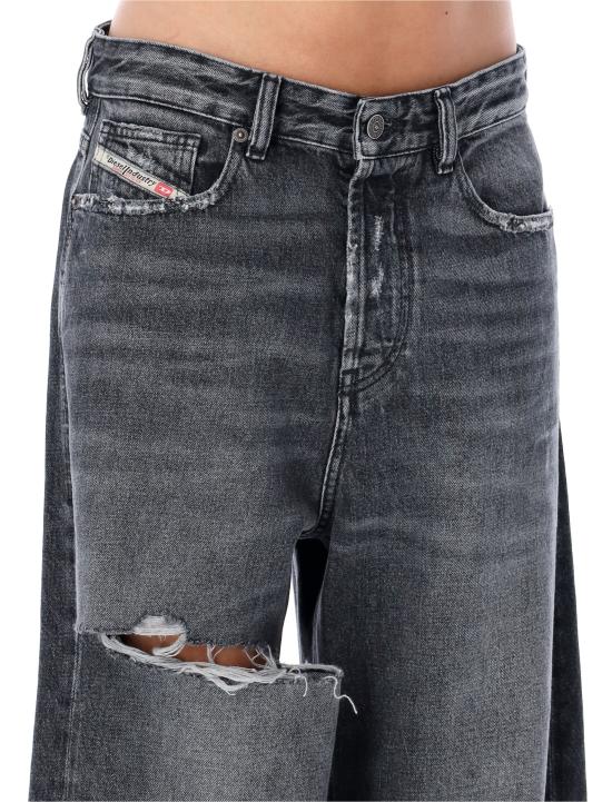 A06925007X4 02 DENIM BLACK WASH