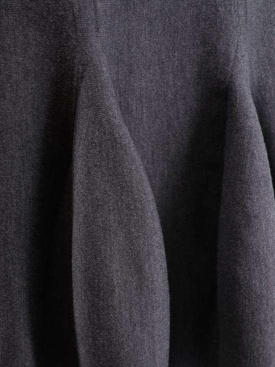 AA9J22266M904 821 Grey
