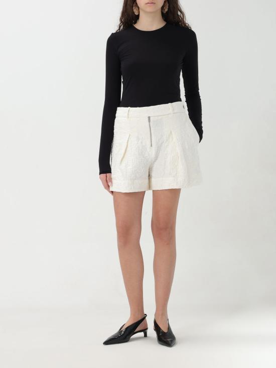J02MU0108J20138 102 White