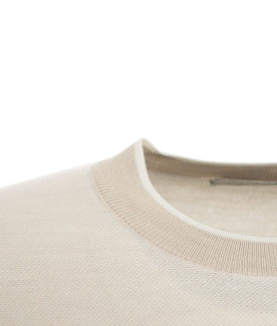 A026 F001 Neutrals