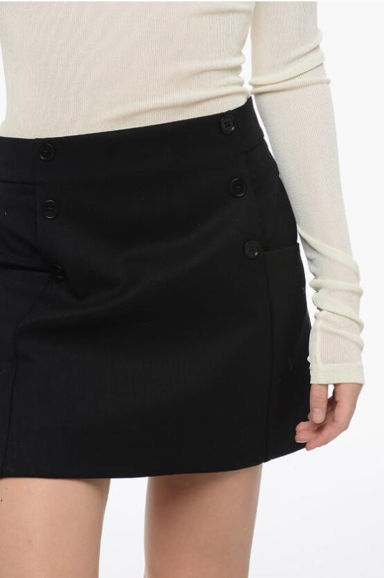 D630398 013 Black