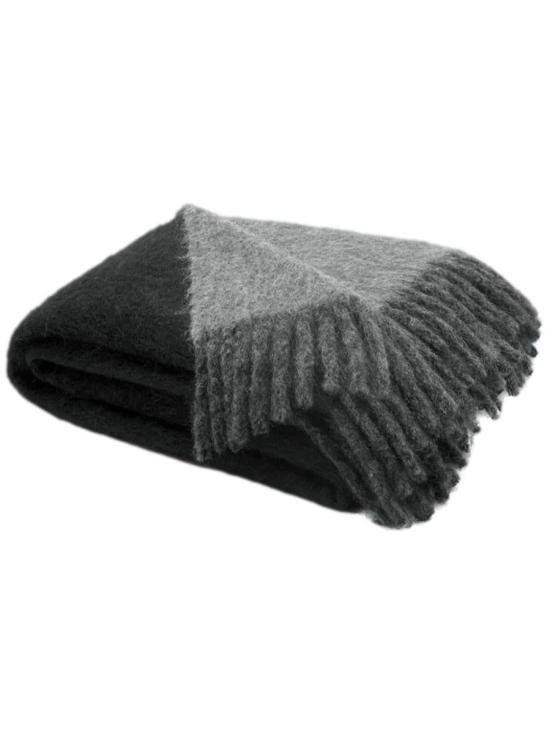 UTX001 AW0056 001
