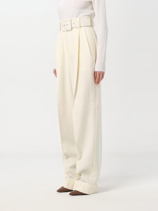 2421136014600 001 White