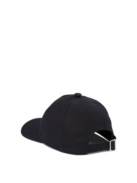 0764758 Black