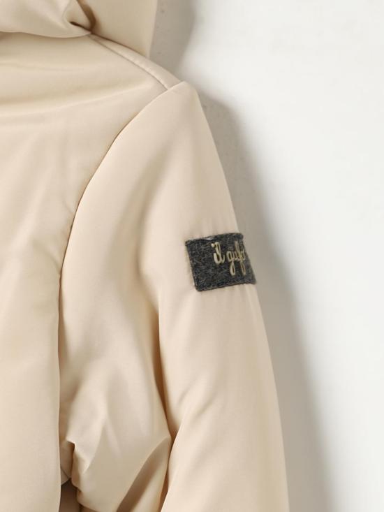 GM023N0001 132 Beige