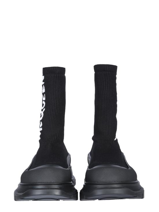 705671 BLACK
