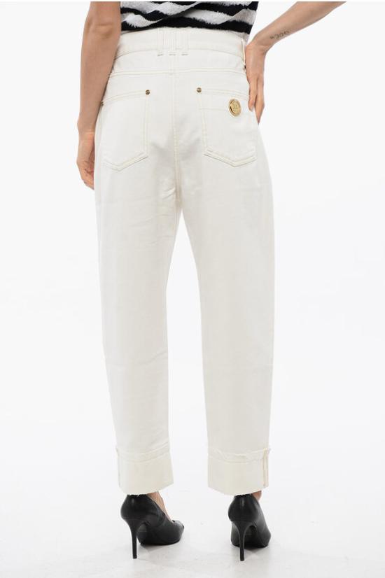 UF05701D069 0FA White