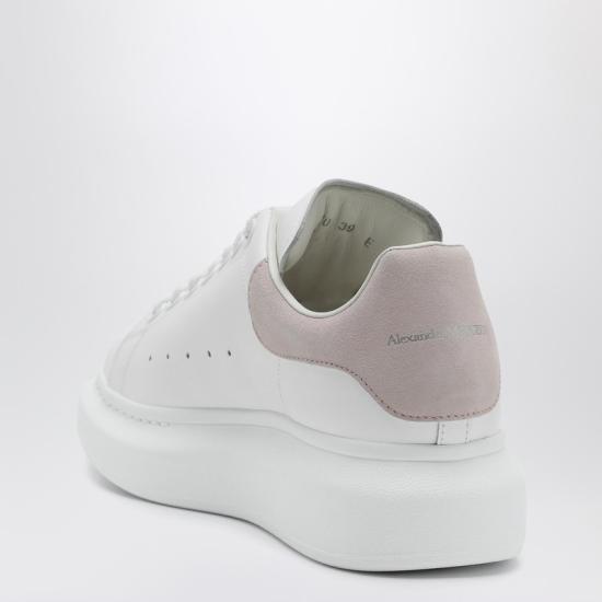 553770WHGP7 White