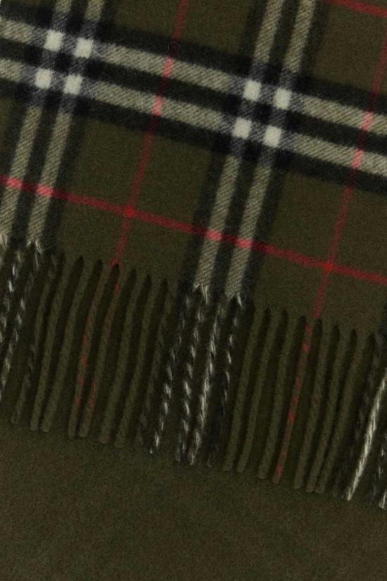 8090909 C1173