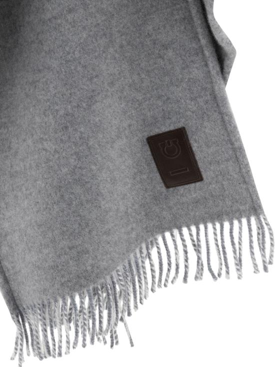 0779186 Grey