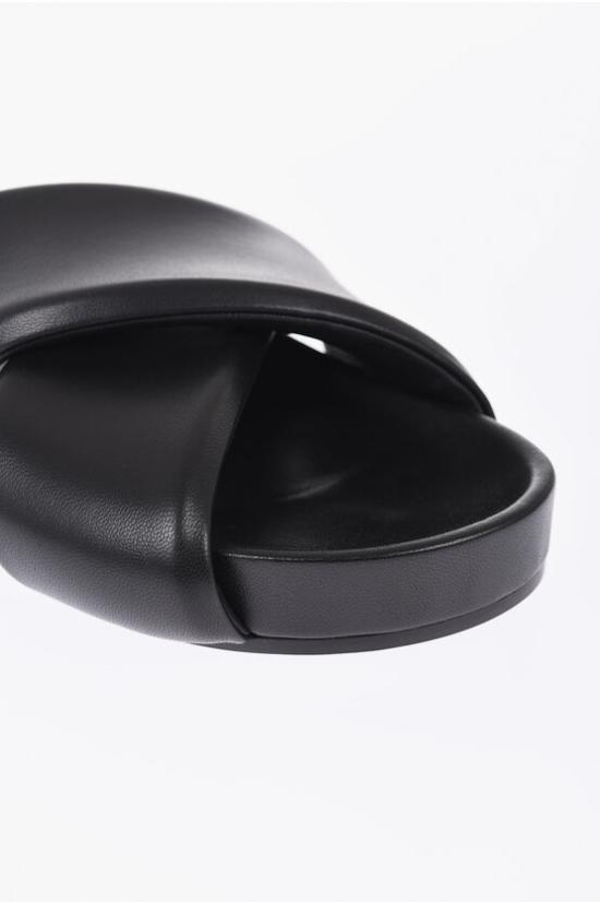 J32WP0001 P5057 001 Black