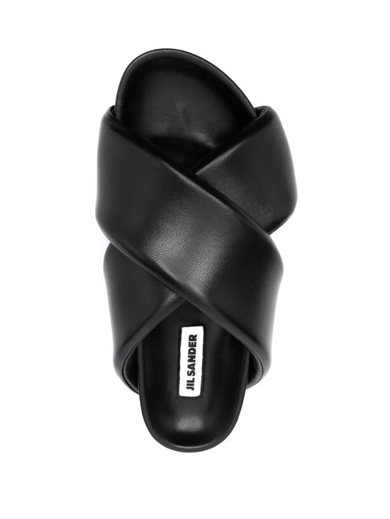 J32WP0001P5810 001 BLACK