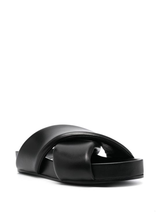 J32WP0001P5810 001 BLACK