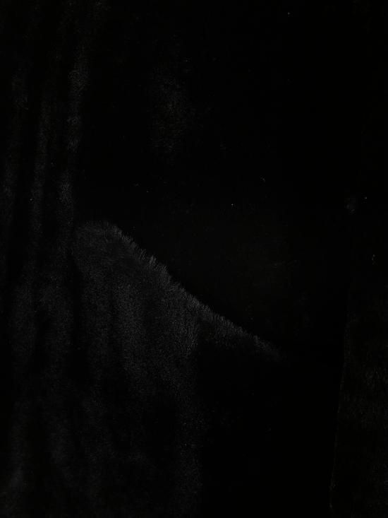24040300 BLACK