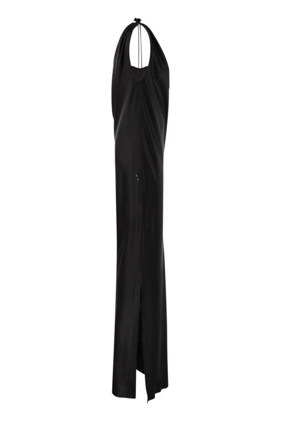 2411221074600 002 BLACK