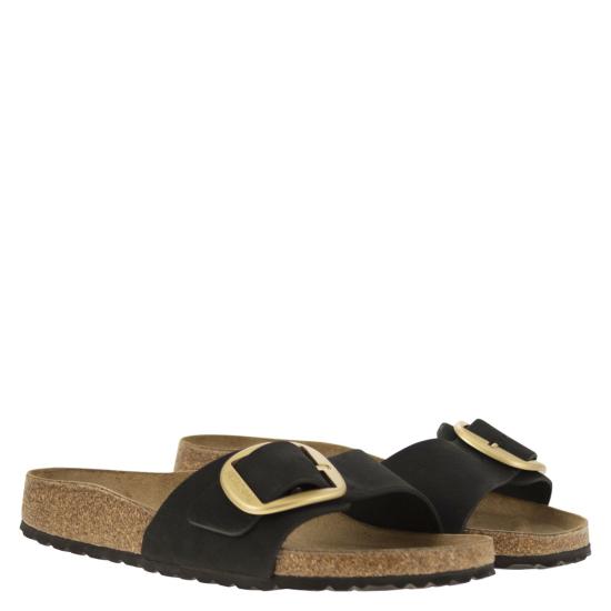 1023373 BLACK