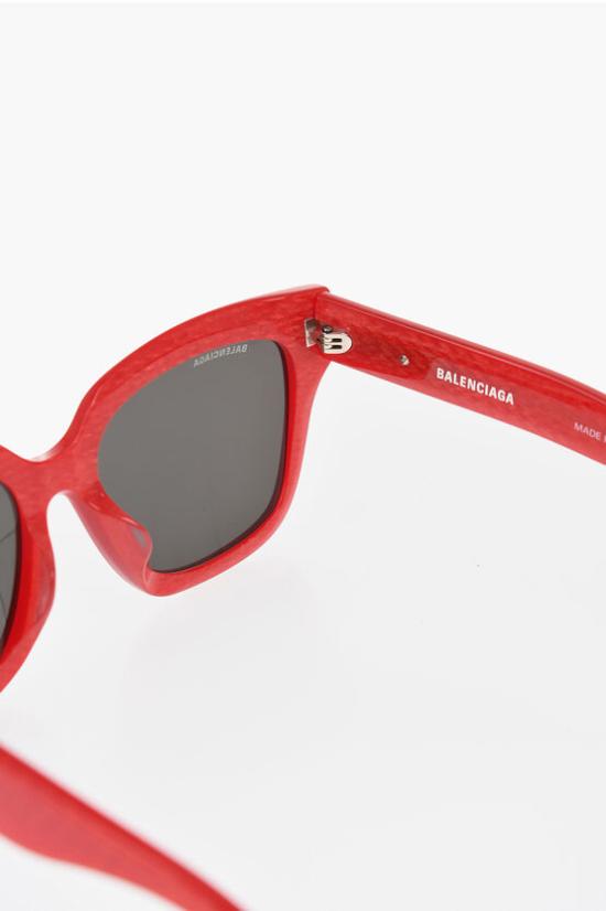 703437 T0038 6135 Red