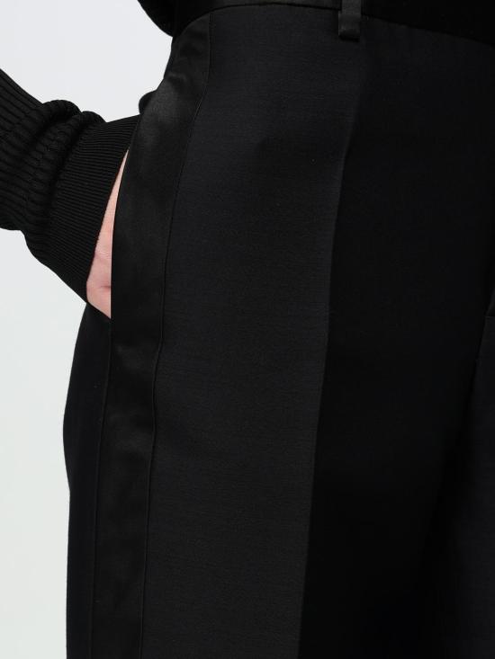 S75KB0457D35205 900 Black