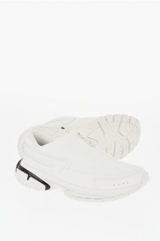 Y03218 P5700 T1007 White