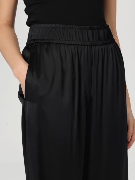 M0C59P8942 C101 Black