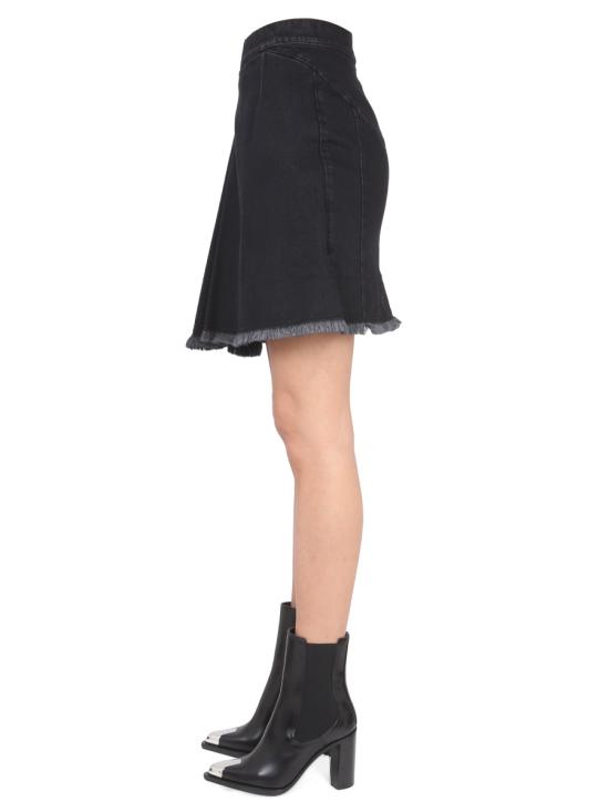 720056 BLACK