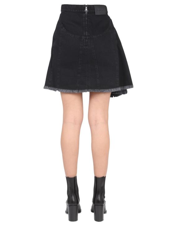720056 BLACK