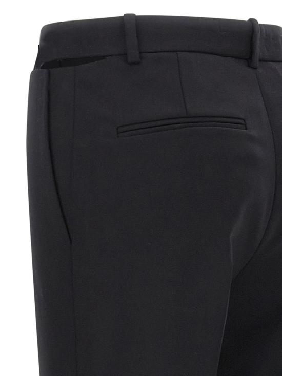 10180211A122581B000 Black