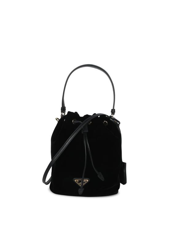 1BE067 2C7Q F0002 Black