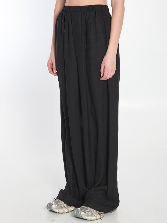 814016 BLACK