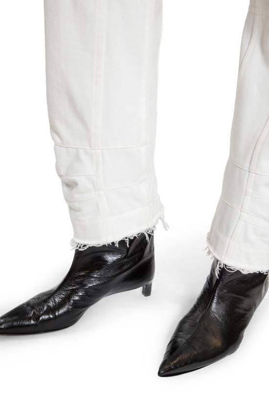 J04KA0115J46463102 White