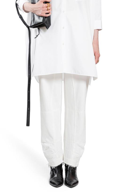 J04KA0115J46463102 White