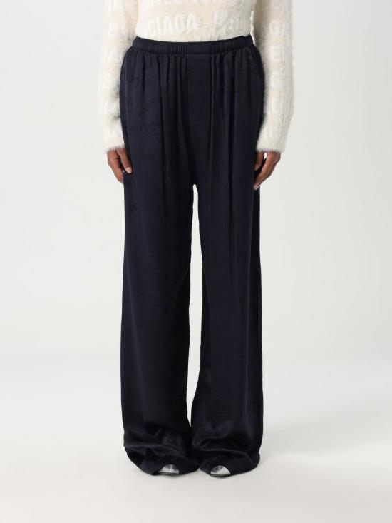 681822 TRN04 1083 Black