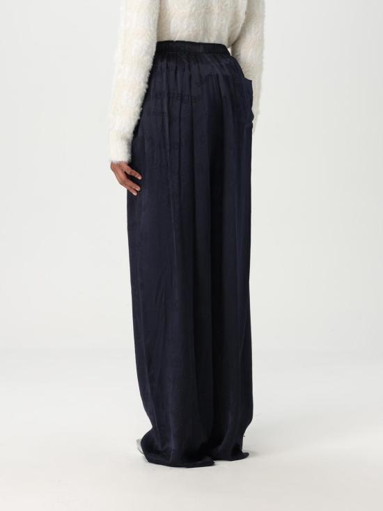 681822 TRN04 1083 Black