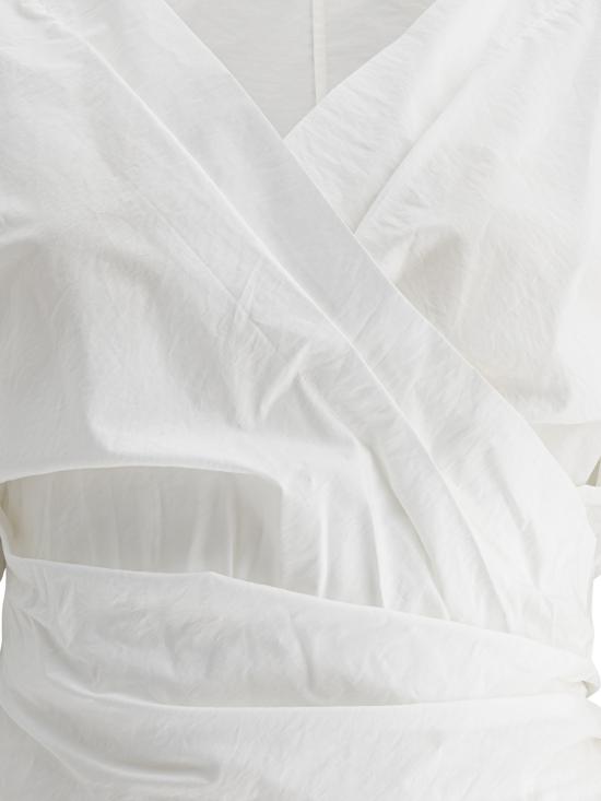 M0F79FB206C600 White