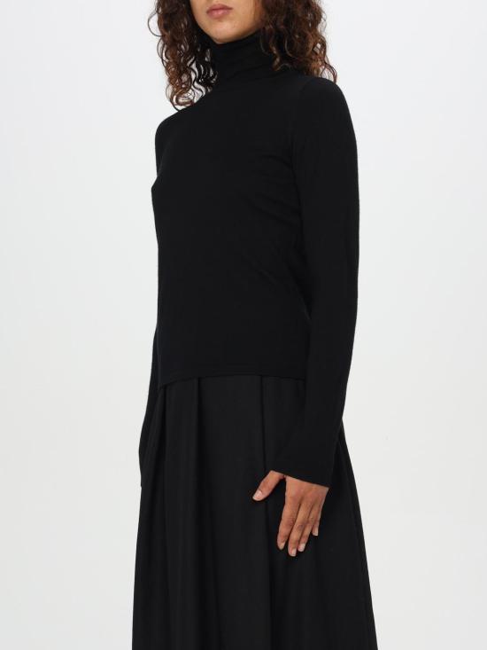 2421366172600 011 Black
