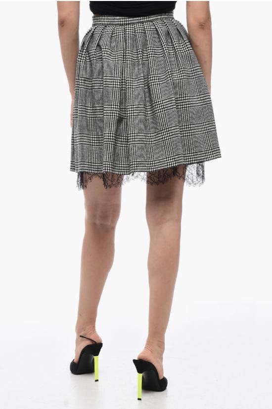 311J09A 1376 9330 Black White