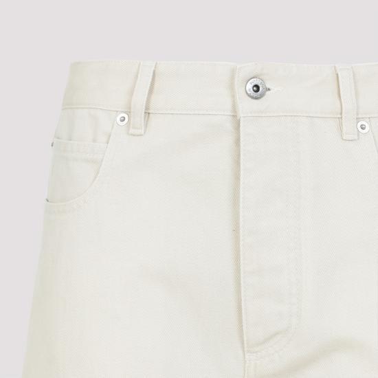 824659 V5DV0 9247 PALE MERINGUE